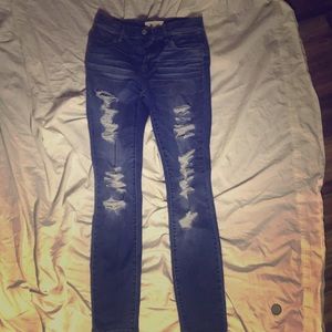 Pacsun torn jeggings size 26 (lightly used)